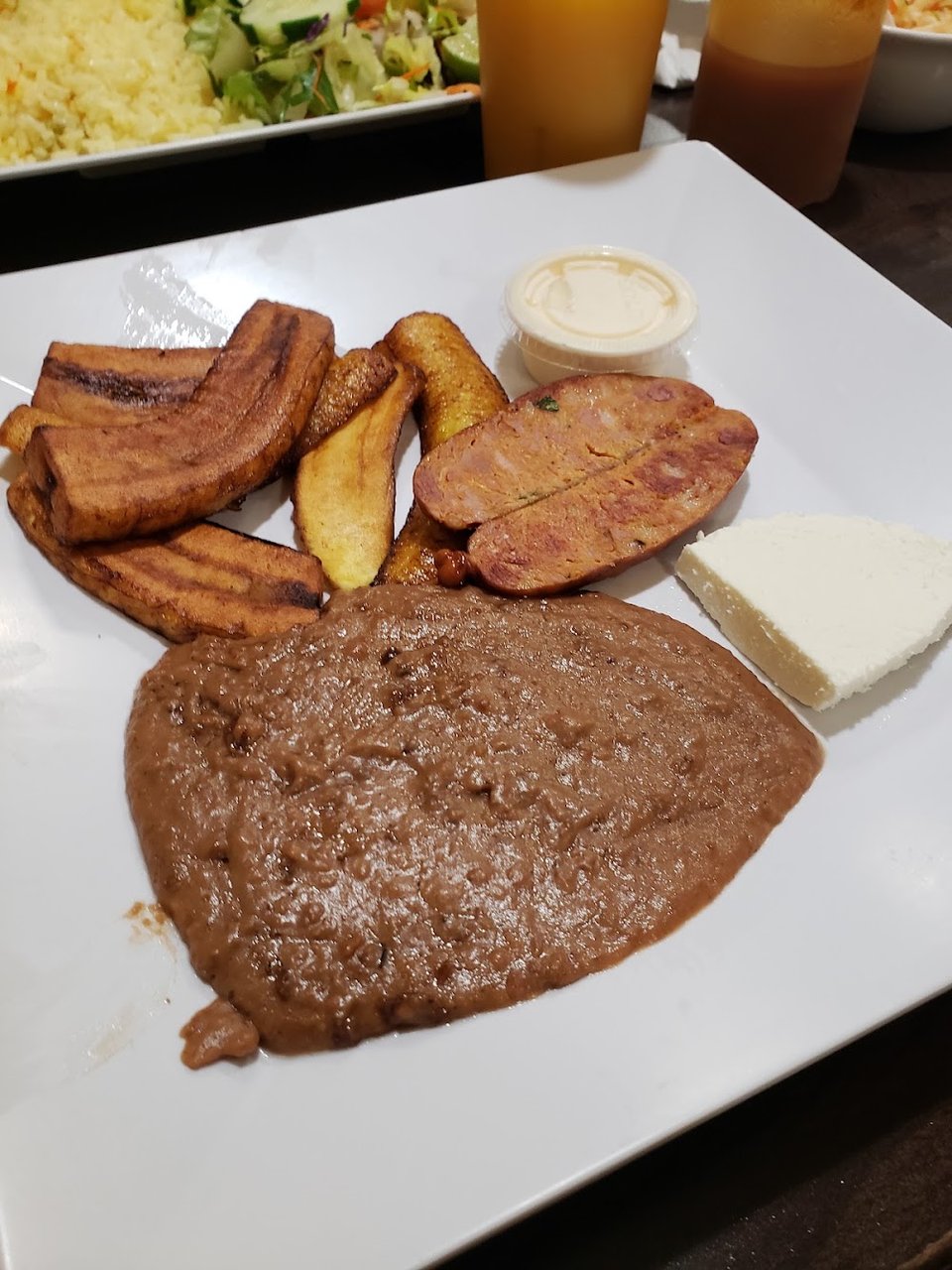 Frijoles Platano Y Crema